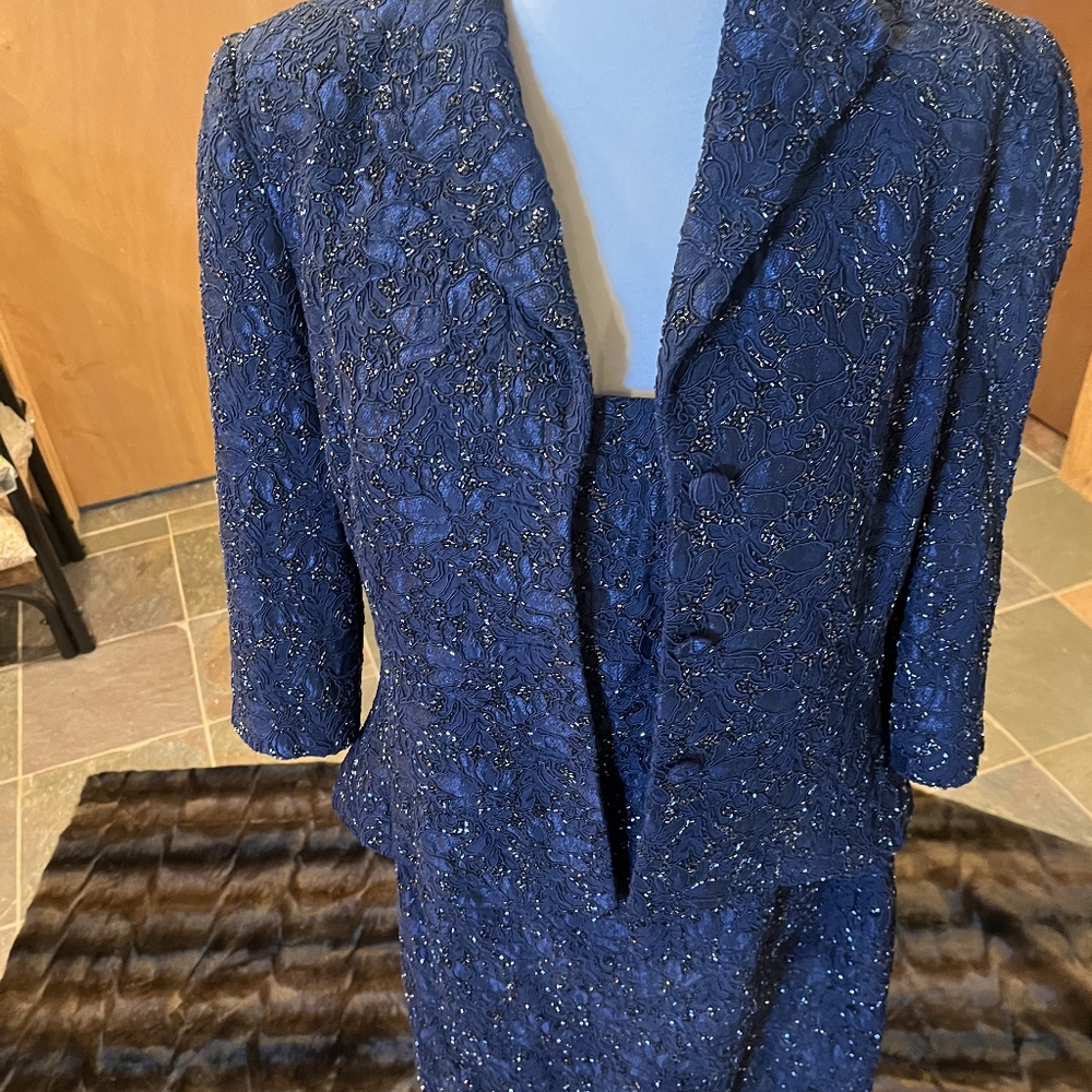Carmen Marc Valvo Size 14 Strapless Dress & Jacket
